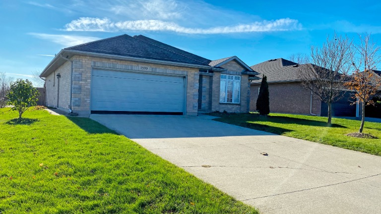 1599 Heritage Park Dr.  Oliver Stephens United Country Real Estate Great West Realty Inc.