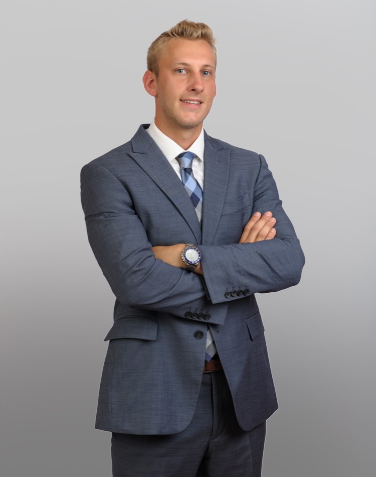 Oliver Stephens United Country Real Estate Great West Realty Inc.